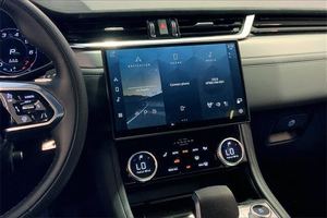 Kullanılan 2024 Jaguar F-PACE SVR AWD - Product Image 6