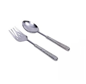 最新设计的金属餐具，带黑色手柄沙拉服务器，带新设计手柄，用于厨具服务用具 - Product Image 2