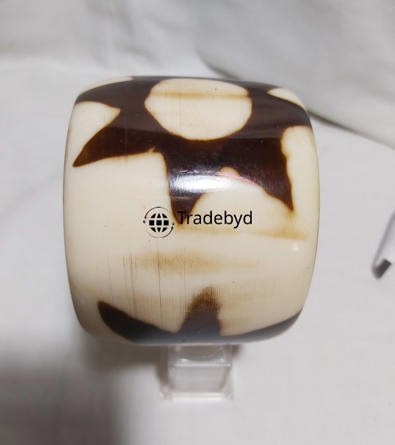Available in Different Color