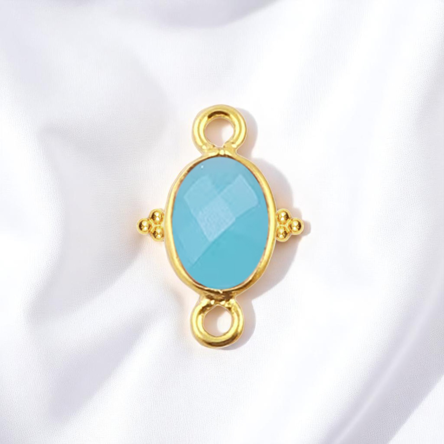 ฟ้า Chalcedony สีฟ้า