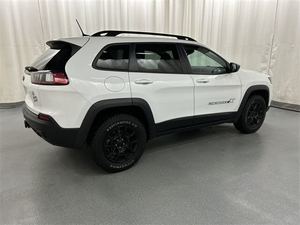 かなり使用された2022ジープチェロキーX 4WD - Product Image 3