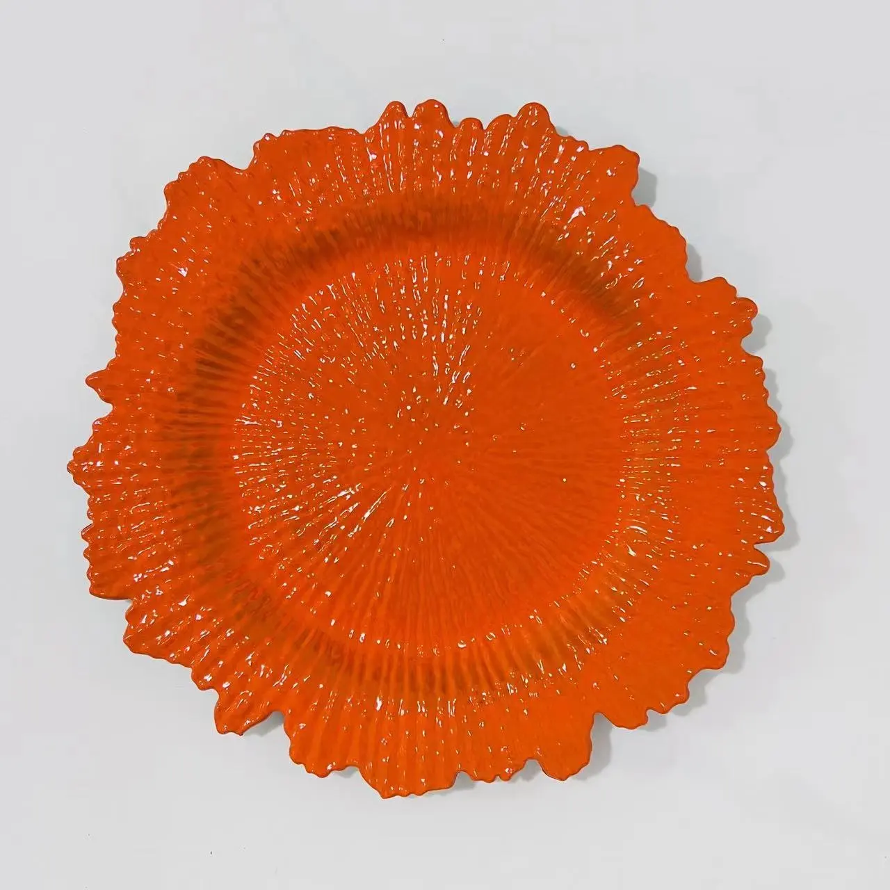 Assiettes de chargeur de récif orange brillant pour le dîner décoration de mariage plats de mariage orange assiette de chargeur orange assiettes de chargeur en plastique