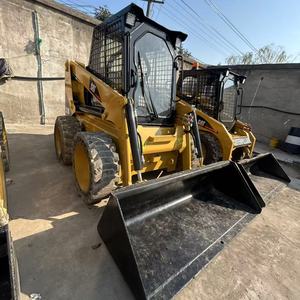 Gebraucht Original Cat 226B Bagger lader mit hochwertigem Mini lader zum Verkauf - Product Image 2