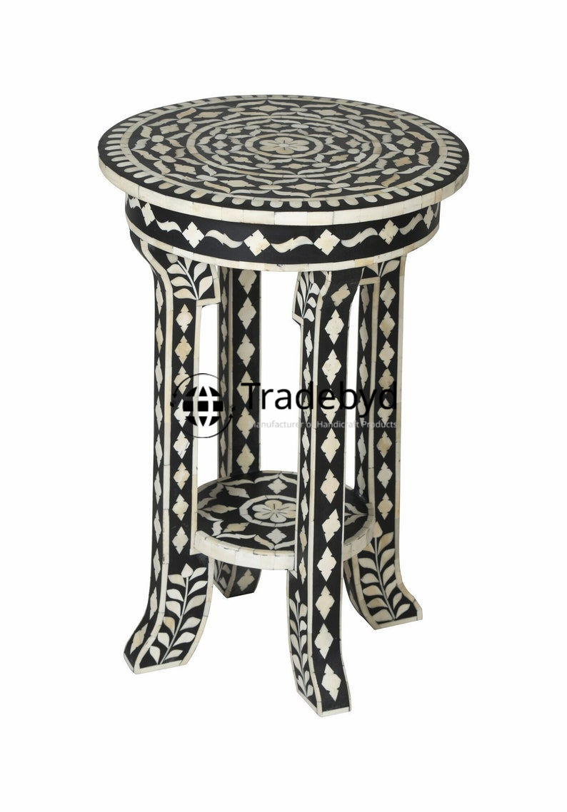 Available in different Colors