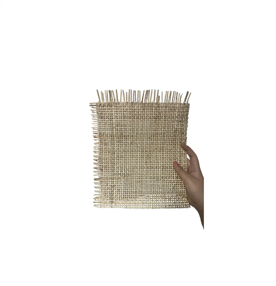 Rollo de malla de caña de ratán cuadrado de fábrica para proyectos de caning cesta de mimbre artesanal muebles (WhatsApp 0084587176063)