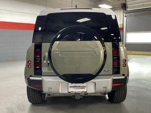 Satılık kullanılan 2024 Land Rover Defender 130 - Product Image 3