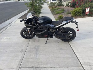En iyi teklif yeni/kullanılan 2024 Energica elektrikli motosiklet motosiklet <span class=keywords><strong>EGO</strong></span> 45 satılık