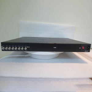 IPTVヘッドエンドFTAIRD4チューナーdvb T2 S2からiptvゲートウェイへのIPトランスコーダーへの接続