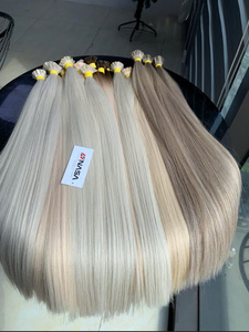 ケラチンヘアエクステンションシングルドナーヘアライトカラースーパーダブルドロー24インチナチュラルストレート