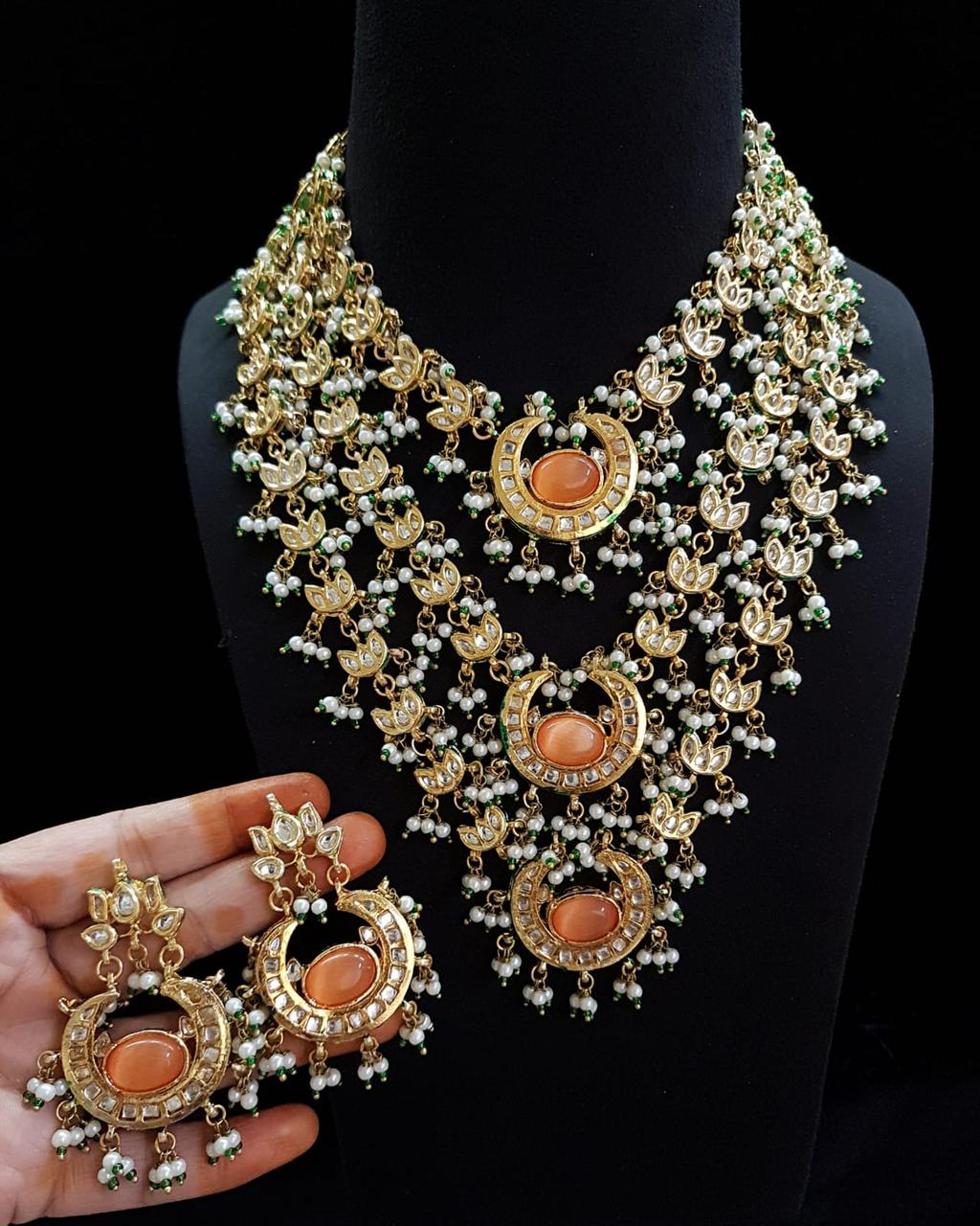 แบบดั้งเดิม