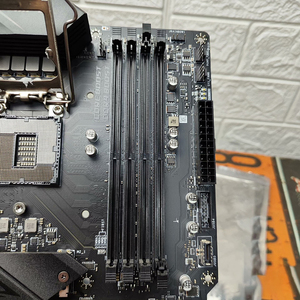 Motherboard MPG Z490 Gaming plus atx LGA1200 4 * ddr4 DIMM Maximale Speicher kapazität 128GB PCI-E3.0,2 * M.2,6 * SATA3 - Product Image 5