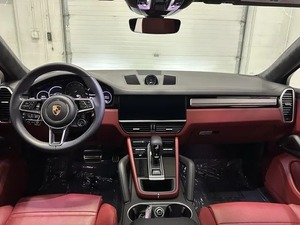 中古2022 Por _ sche CayenneクーペGTSをお得な価格でご利用いただけます