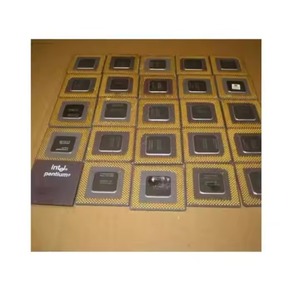 เศษโปรเซสเซอร์ I7ของ Intel Core พร้อมตัวกู้คืนด้วยหมุดสีทองสำหรับเดสก์ท็อปที่นำมาตกแต่งใหม่และใช้ในราคาถูก