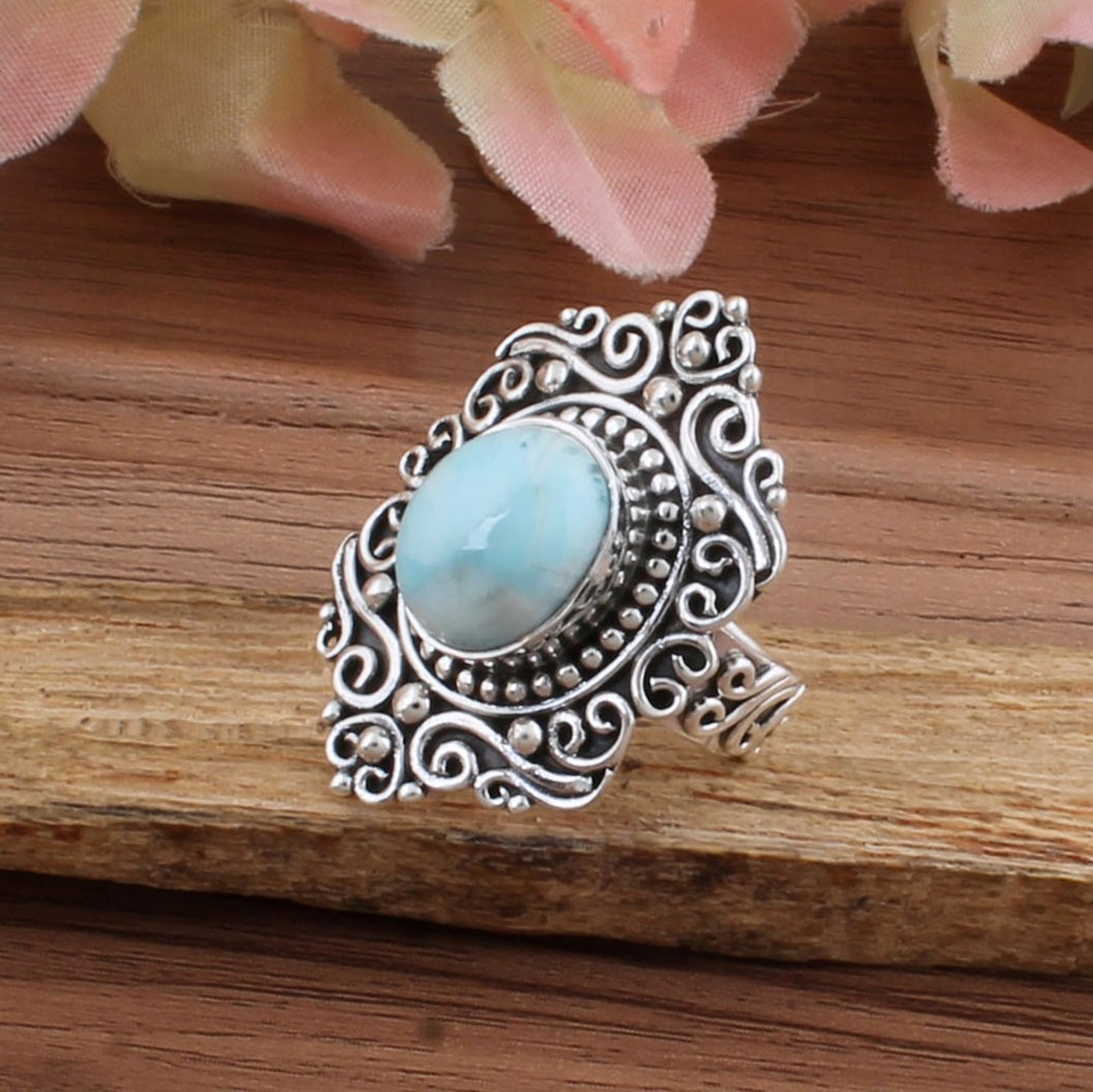 เหมือนในรูป