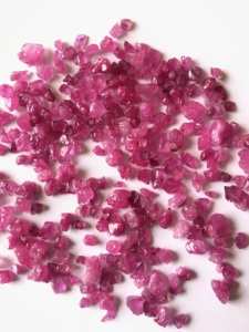 Wholesale Natural Burma <strong>Ruby</strong> Stones Rough Original Red <strong>Ruby</strong> Gemstone Raw Rough Stone Loose with IGI Certificate Priced by Carat