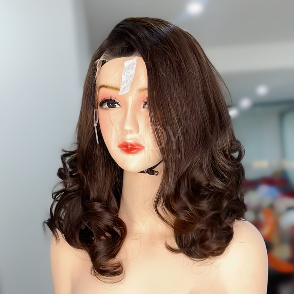 สีน้ำตาล