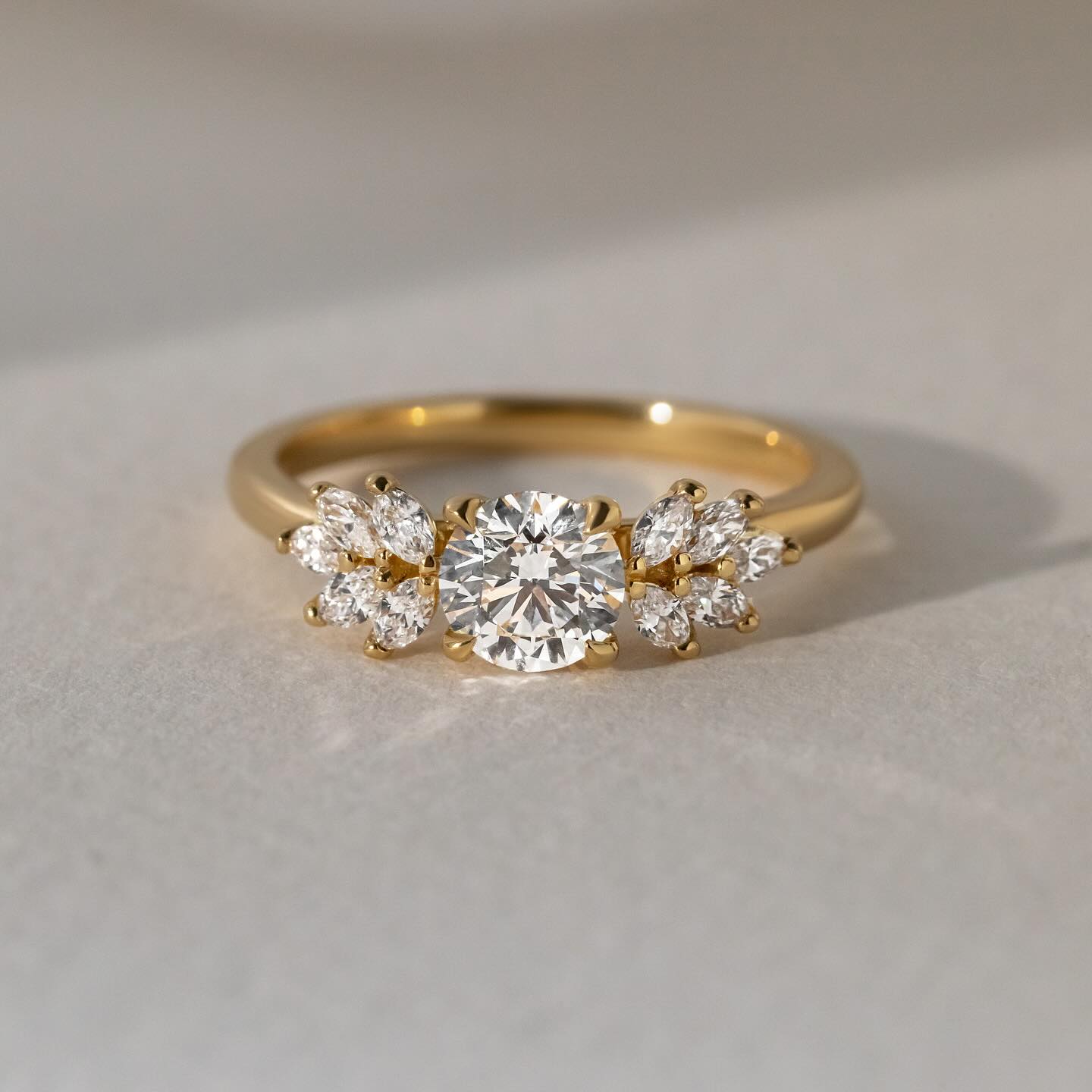 ทองคำ 18K สีเหลือง