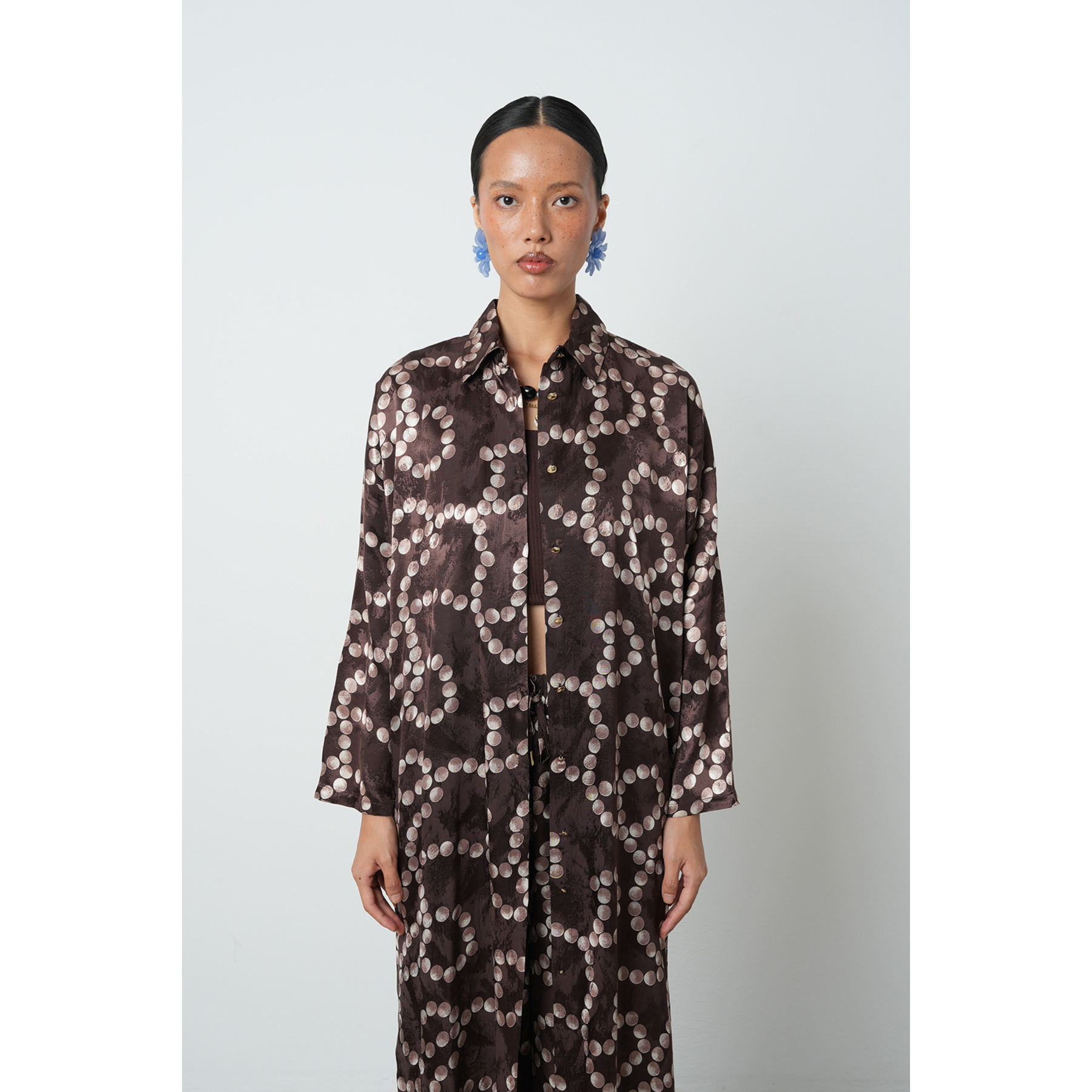 สีน้ำตาล