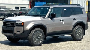 Marka yeni 2024 PRADO <span class=keywords><strong>VXR</strong></span> 3.5L benzinli motor gri renk ACC CRUISE otomatik şanzıman 4X4 SUV OFF ROAD kullanılan kamyon V6