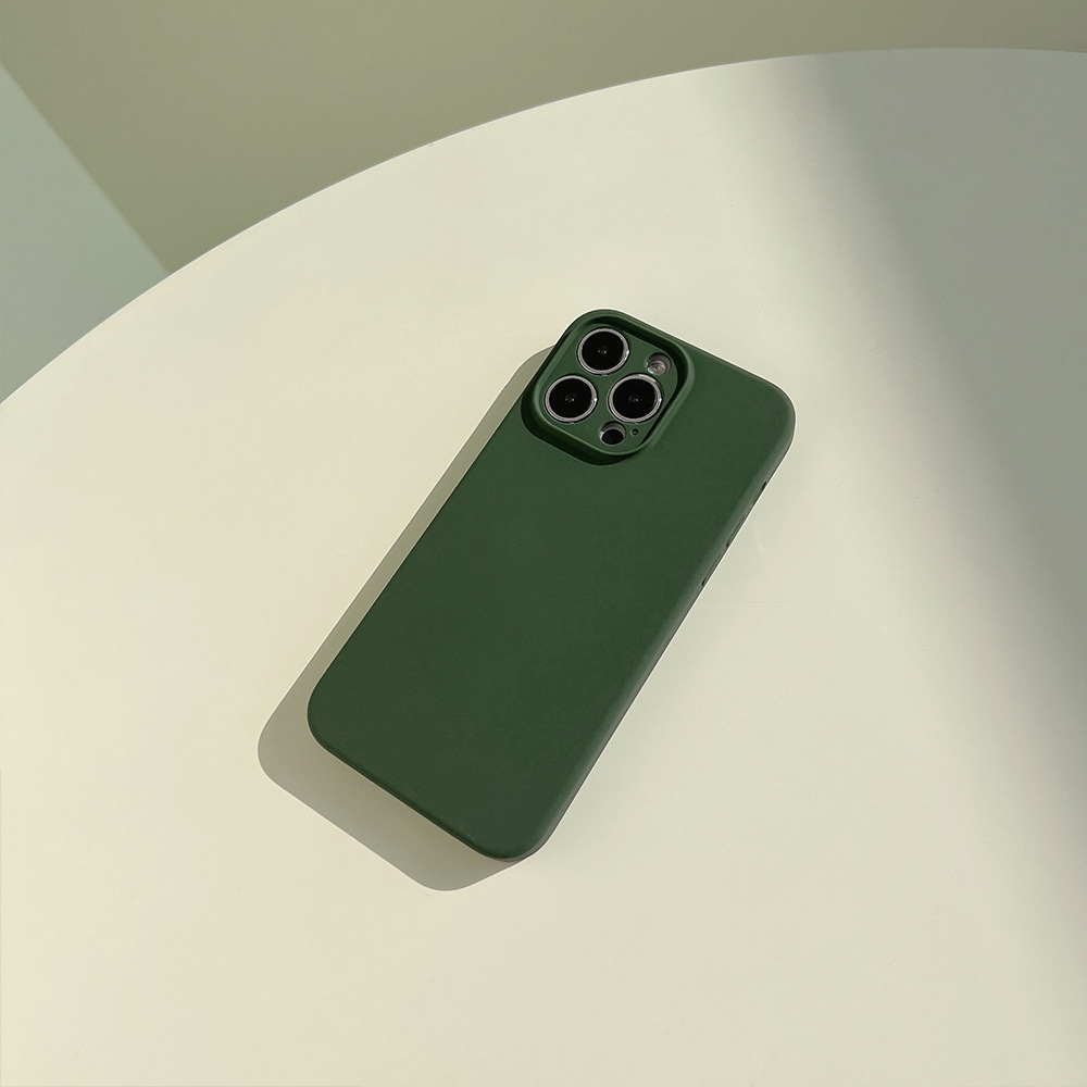dark green