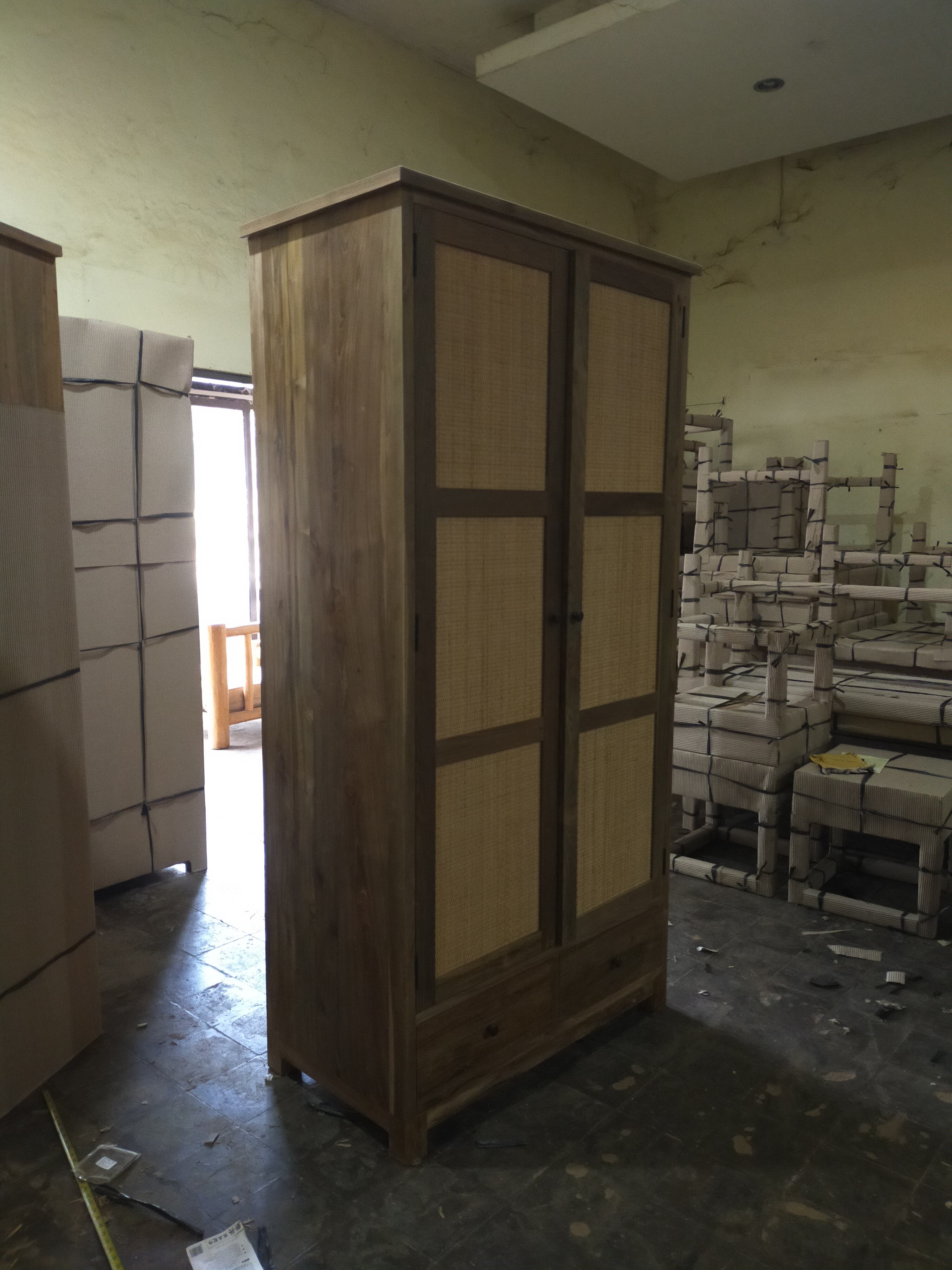 Well Sanding or Rustic