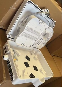 Caja Nap de terminales de red FTTX de 16 + 8 + 24 puertos para exteriores con producto de telecomunicaciones montado en poste de terminación óptica para redes al aire libre - Product Image 5