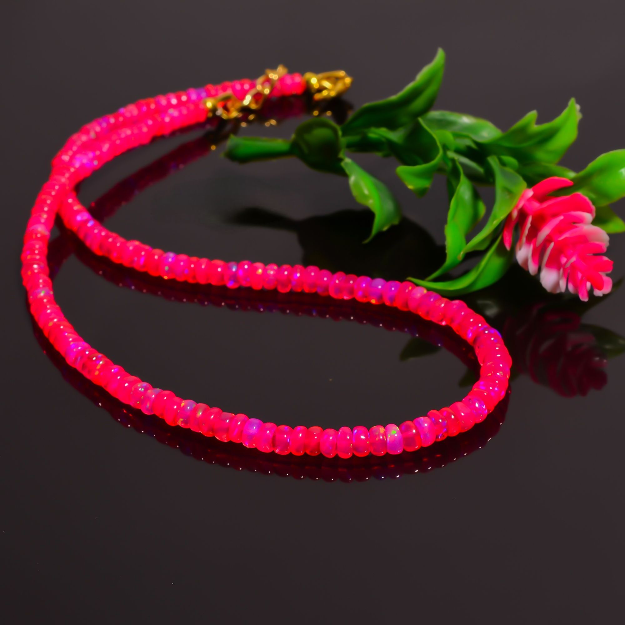 เช่นเดียวกับ