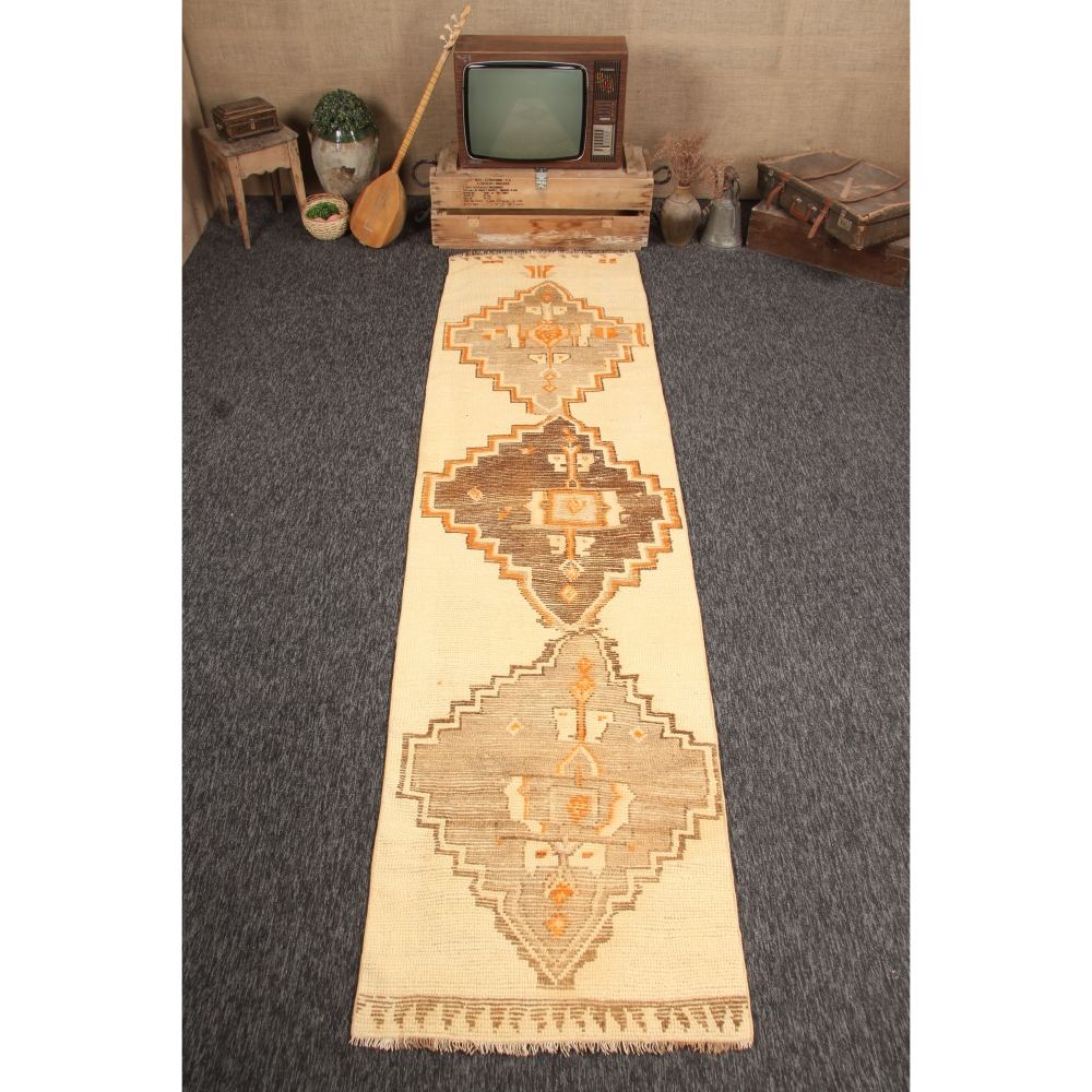 สีน้ำตาล