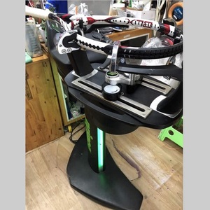 La última máquina de cuerdas de tenis electrónica asequible P7000 herramienta de mano - Product Image 1