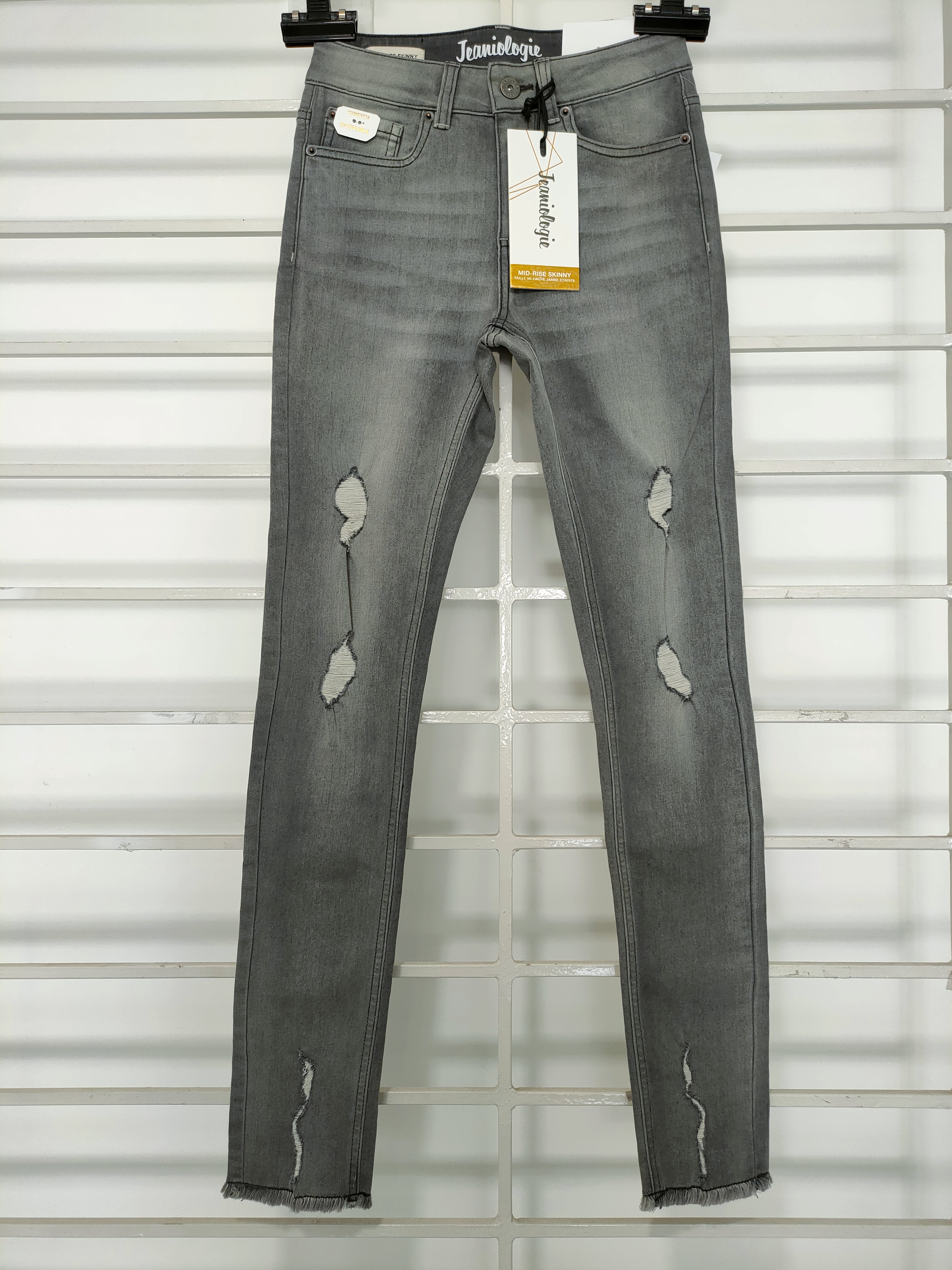 As per picture or buyer demand