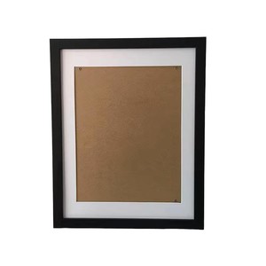 Özelleştirilebilir logolu Doremi zarif ahşap fotoğraf çerçevesi - Product Image 1