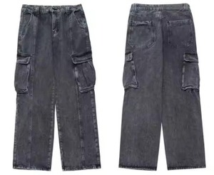 光滑面料宽松合身男士宽松裤子，非常适合日常服装休闲或城市服装