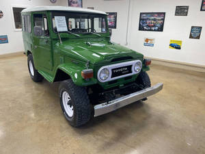 1978年に使用されたToyotyas LandCruisers FJ40 6人乗り、100% 完全に機能し、事故がなく、1年間の保証があります。 - Product Image 2