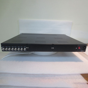 IPTVヘッドエンドFTAIRD4チューナーdvb T2 S2からiptvゲートウェイへのIPトランスコーダーへの接続