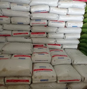 เม็ดพลาสติกโพลีเอทิลีนเกรดท่อ HDPE สีดำ PE100บริสุทธิ์ความหนาแน่นสูง100 PEHD - Product Image 1