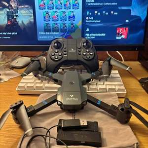 Watsonville CA Professional GPS Drone a la venta 4K HD Cámara 10km Transmisión de imágenes con control remoto y función GPS - Product Image 1