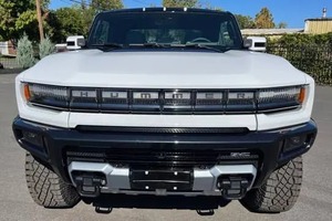 เสนอ2025อย่างประณีต2022 GMC Hum-Mer EV pickup Edition 1 - Product Image 4