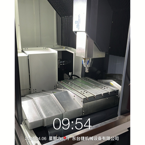 Emc650 נחושת אלקטרודה עיבוד <span class=keywords><strong>cnc</strong></span> מכונה כלי עיבוד אנכי מרכז עיבוד שבבי <span class=keywords><strong>cnc</strong></span> חריטה מכונת כרסום