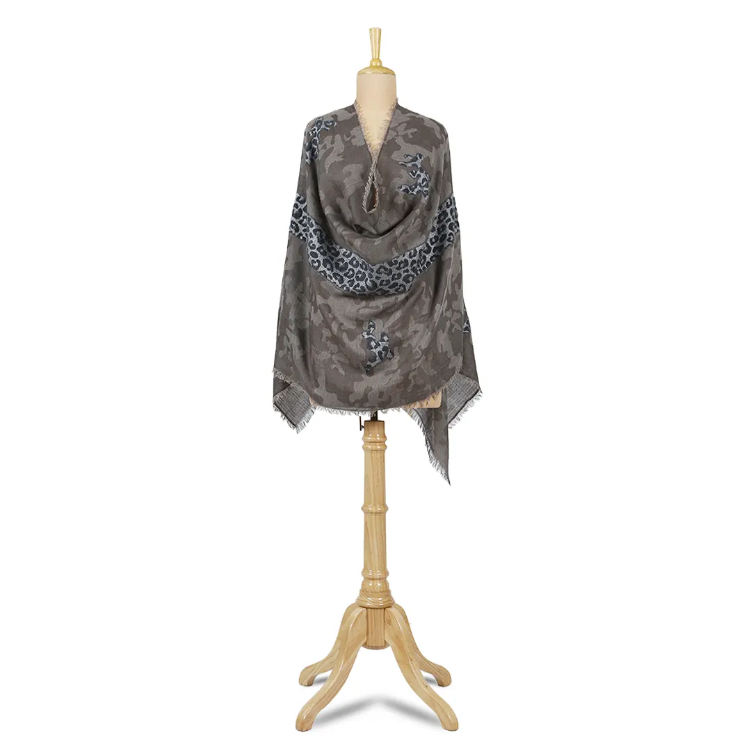 Neuestes Schal für Damen 2024 stilvolle Schals Schals Wrap Jacquard Stoff hochwertiges individuelles Logo verfügbar