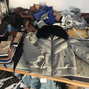 男士正品羊皮V轰炸机皮革河豚夹克，带狐狸毛领手工冬季夹克，加大码特色冬装