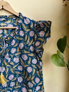 ハンドブロックプリント女性用ホルターミニドレス100% コットン夏Boho Hippie花柄デザインタッセル装飾 - Product Image 2