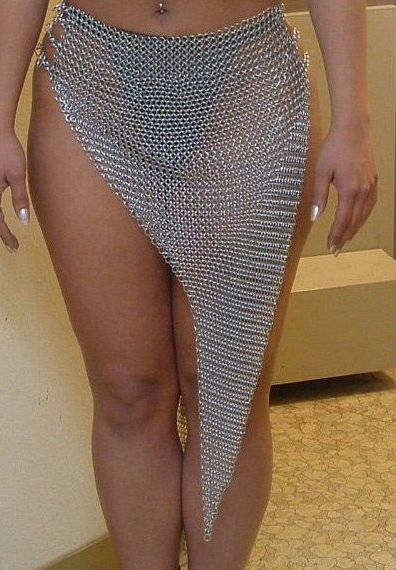 เงิน anodized