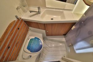 安いモーターホームRVキャンパー2014ユーラモービルテレストラ710
