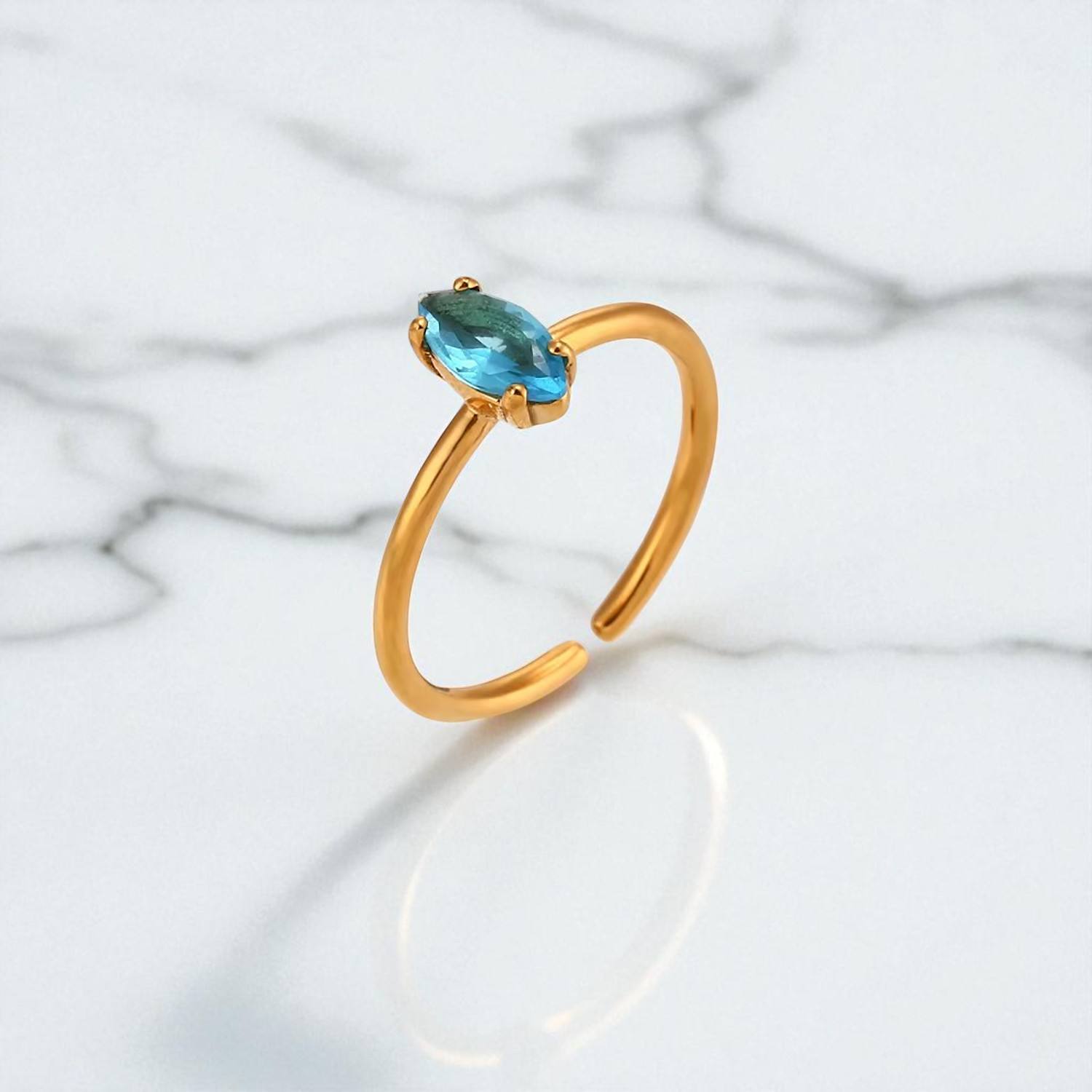 ควอตซ์บุษราคัมสีฟ้า