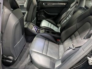 Önceden sahip olunan ve düzgünce kullanılan 2021 P _ o_r_s_c_h_e P a n a m e r bir Turbo S AWD - Product Image 4