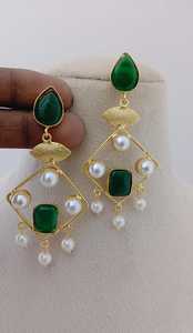 Серьги-подвески с геометрическим жемчугом - Product Image 3