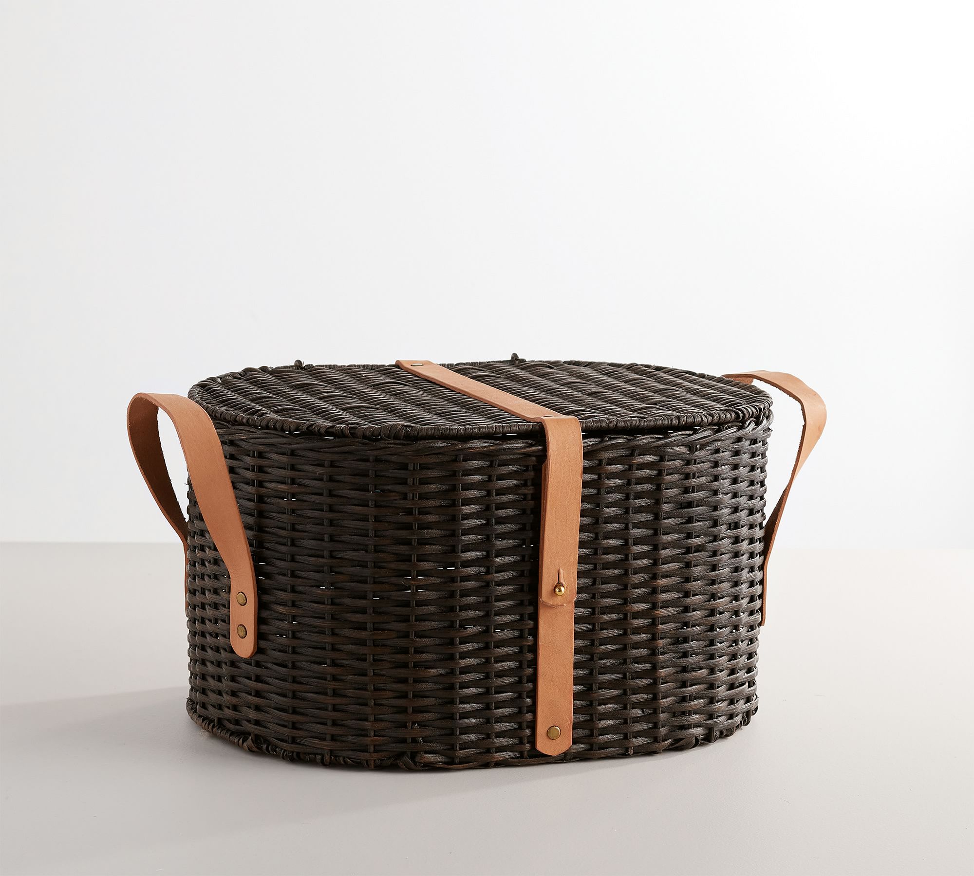 L42 W30 H23 cm