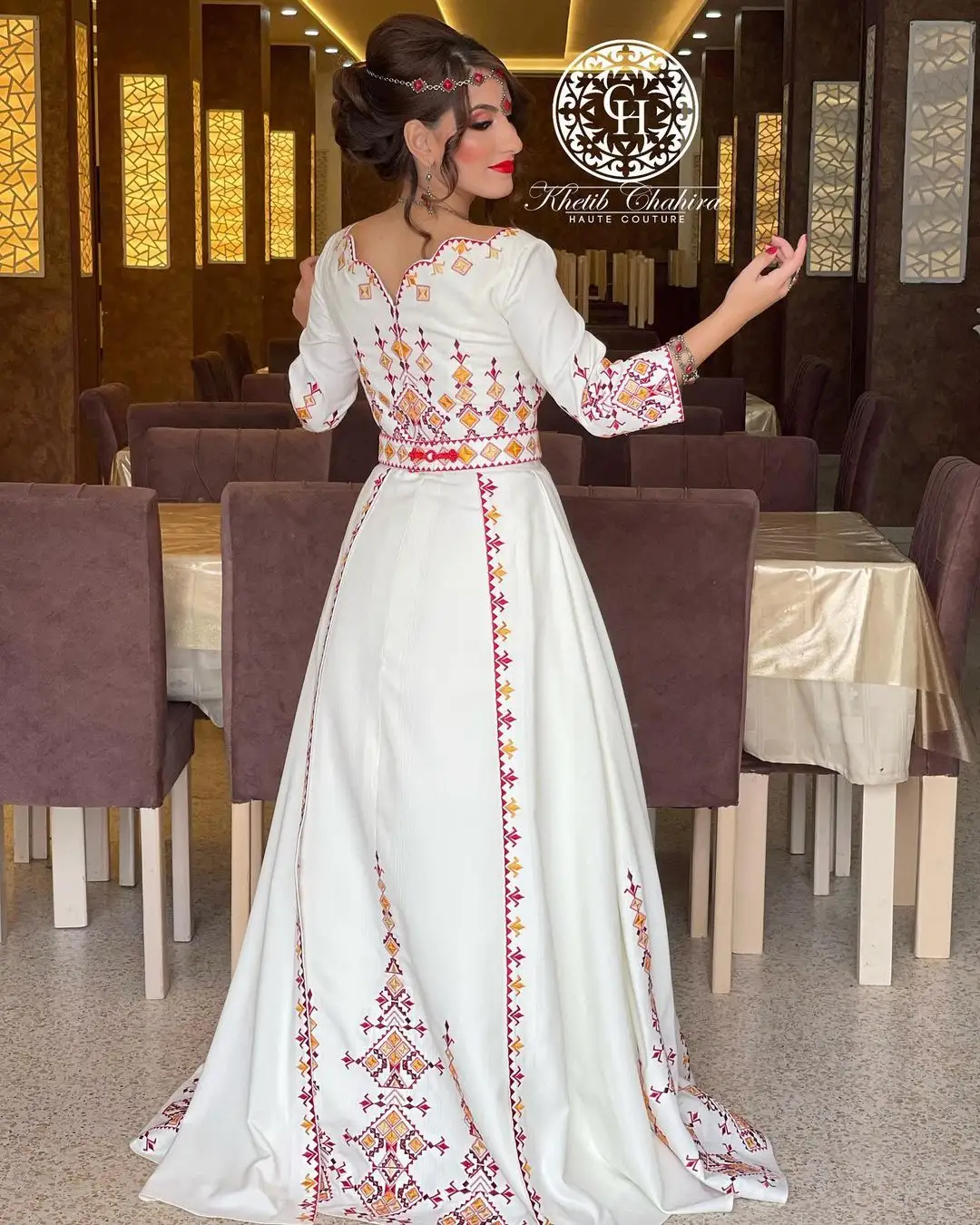 Weiße Farbe Designer handgemachte arabische marok kanis che Langarm Hochzeit Kaftan, Brautkleid Kaftan mit schönen Hands tickerei