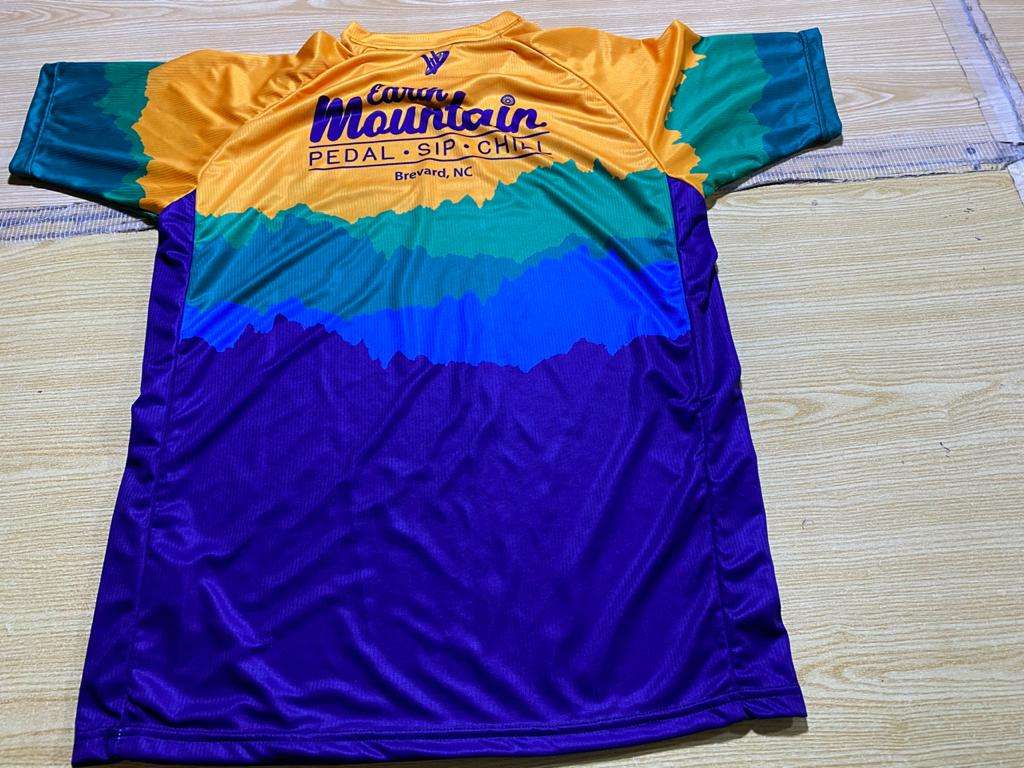 สีน้ำเงิน