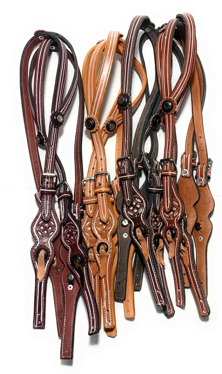 สีน้ำตาล